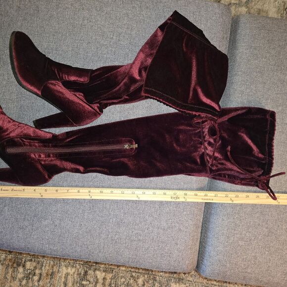 Catherine Malandrino Velva Over  Knee Boots Velvet  7.5 Heeled  Maroon Red EUC - Picture 16 of 16